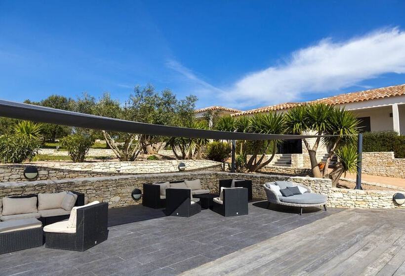 Bed and Breakfast L Albitru