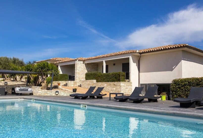 Bed and Breakfast L Albitru