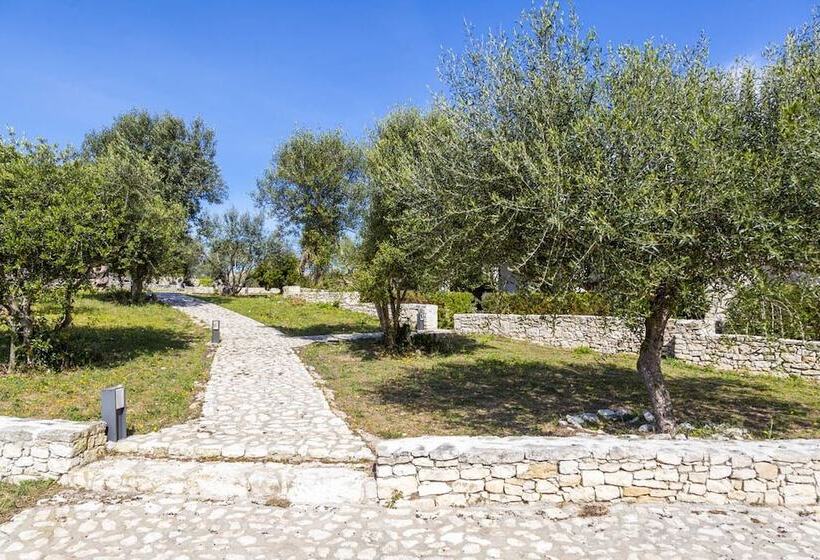 Bed and Breakfast L Albitru