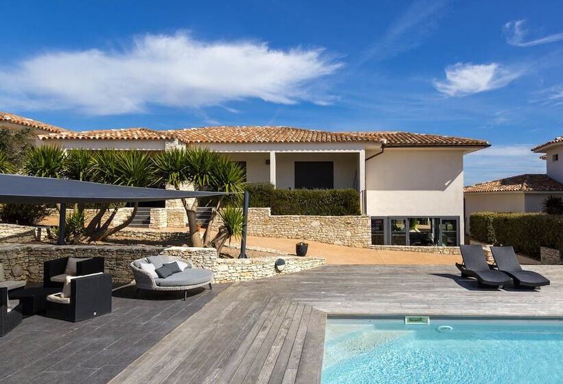 Bed and Breakfast L Albitru