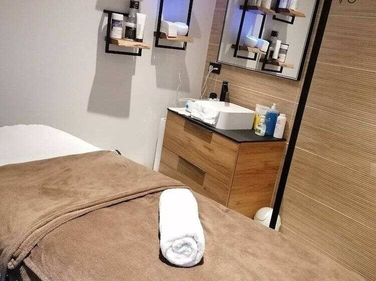 민박 L âme Du Gourmand