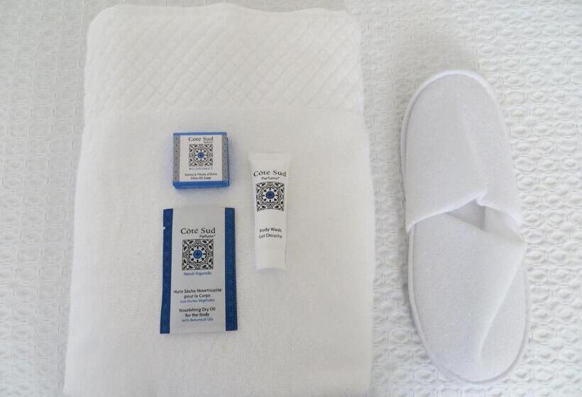 ベッドアンドブレックファースト La Clorinde