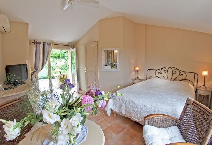 مبيت وإفطار La Colline De Vence