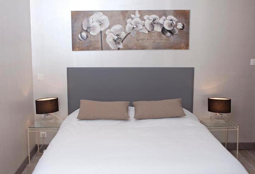 مبيت وإفطار La Colline De Vence