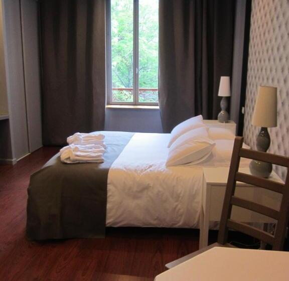 住宿加早餐  La Font Vineuse & Spa