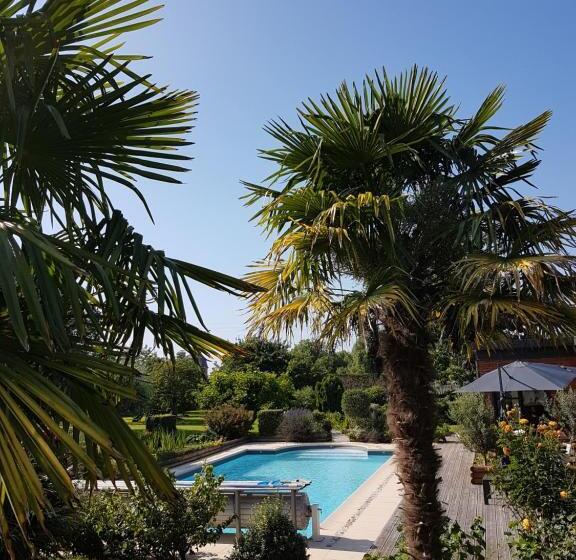 住宿加早餐  La Griotte & Spa&piscine