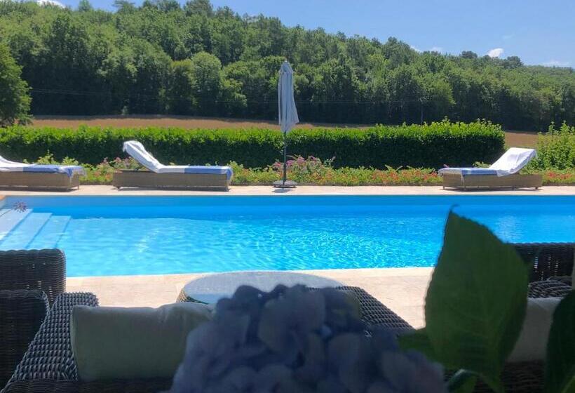 مبيت وإفطار La Libertie