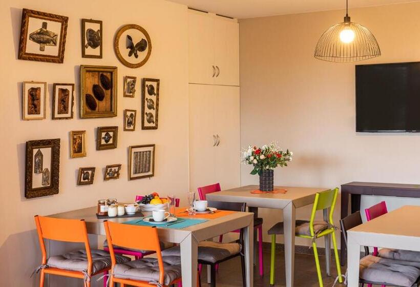 مبيت وإفطار La Maison De Karen Chocolat