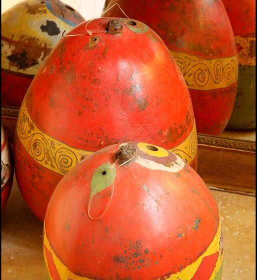 La Maison Rouge D Uzes B&b