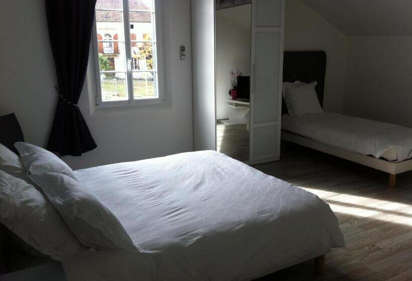 ベッドアンドブレックファースト La Petite Ecole