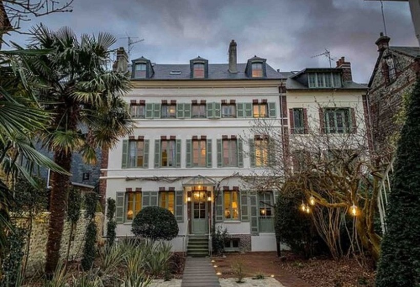 住宿加早餐 La Petite Folie