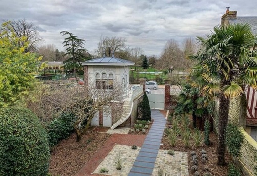 Bed and Breakfast La Petite Folie