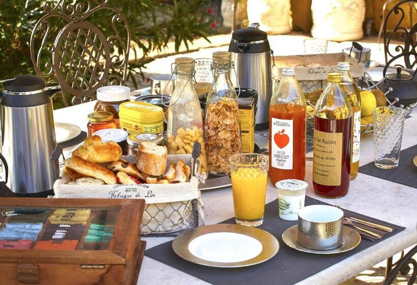 ベッドアンドブレックファースト Le Clos Des Anges