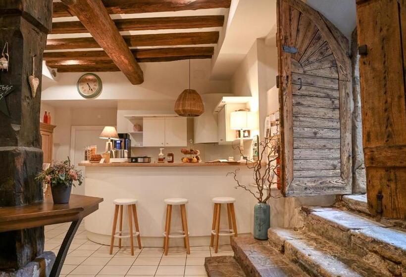 ベッドアンドブレックファースト Le Hameau D Eguisheim  Chambres D Hotes & Gites