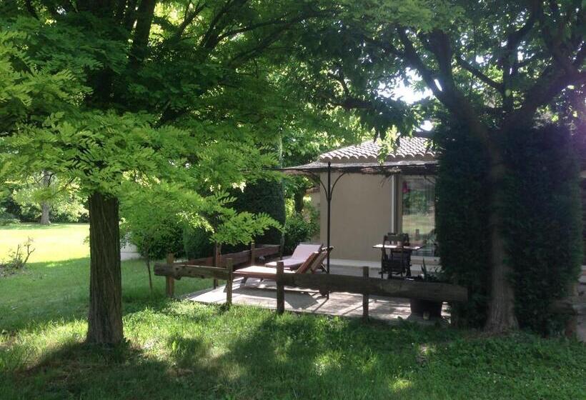 住宿加早餐  Le Mas De Bertagne