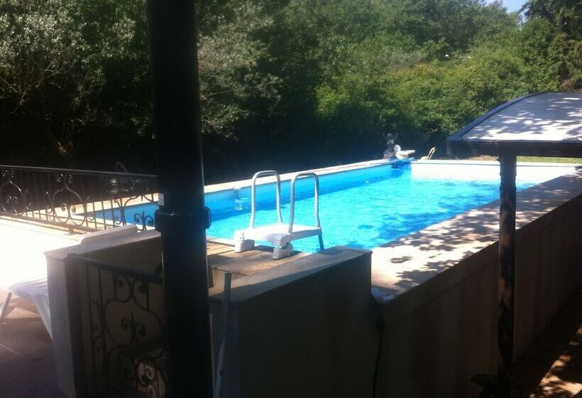 مبيت وإفطار Mas De Peycavier