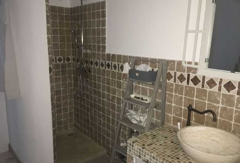 مبيت وإفطار Mas De Peycavier