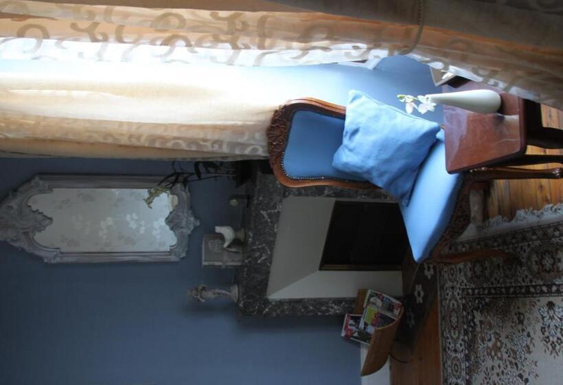 مبيت وإفطار L'entrée Chambres D'hôtes Bar & Restaurant