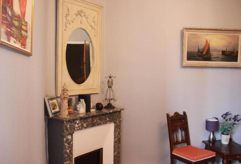 مبيت وإفطار L'entrée Chambres D'hôtes Bar & Restaurant