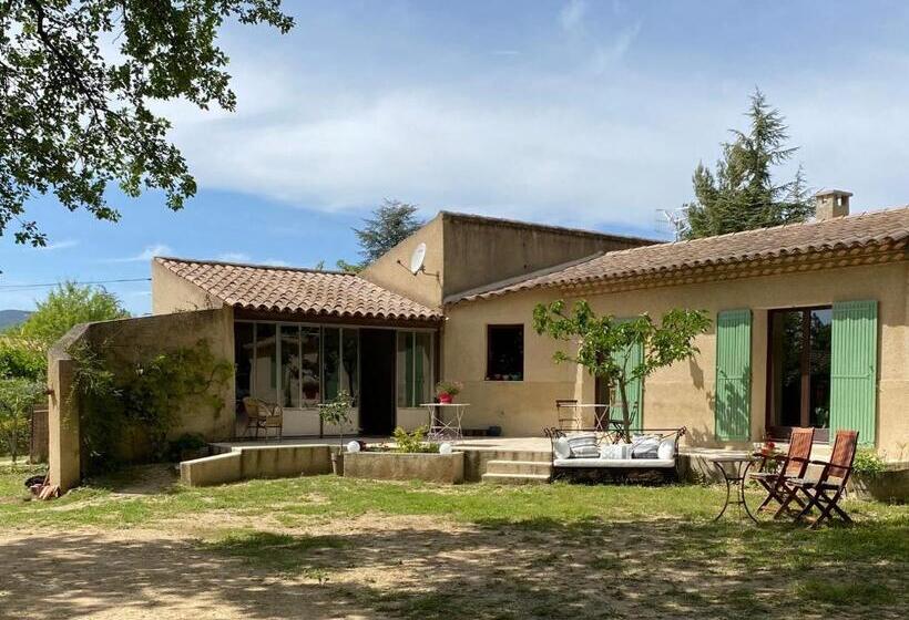 צימר Les Chêneslierres