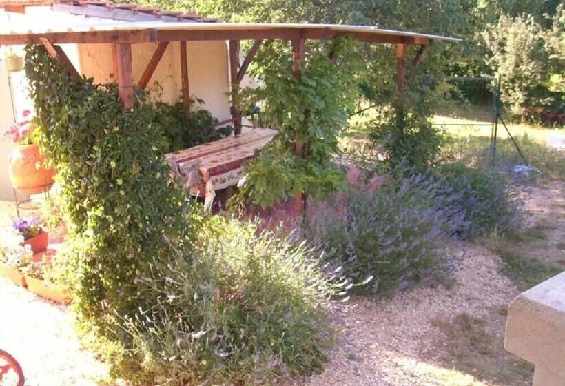 ベッドアンドブレックファースト Les Jardins D Avène