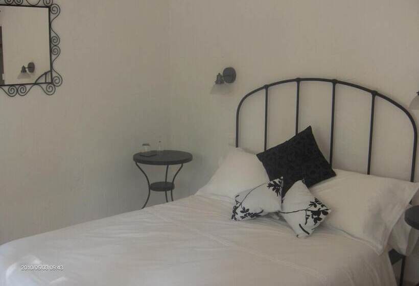 ベッドアンドブレックファースト Les Jardins D Avène