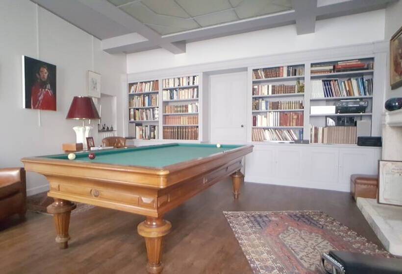 住宿加早餐  Logis De La Clef De Bois