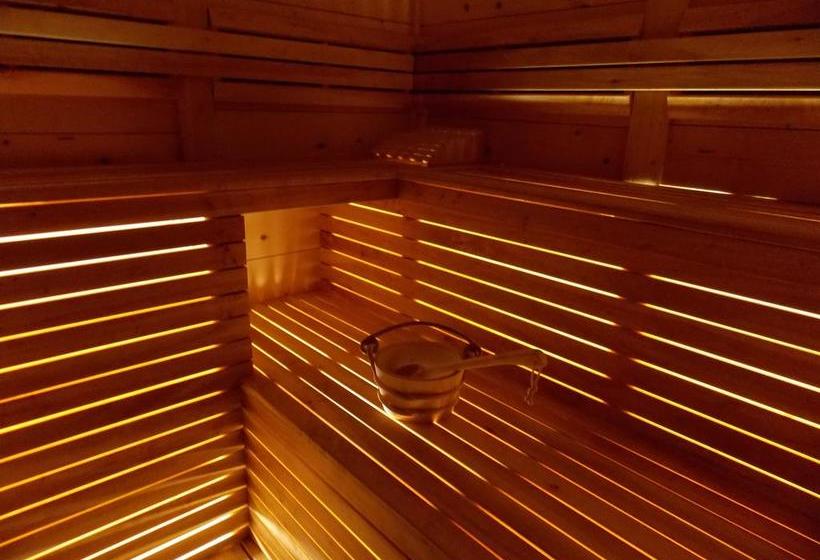 مبيت وإفطار Maison D Hotes "le Petit Rouvière"