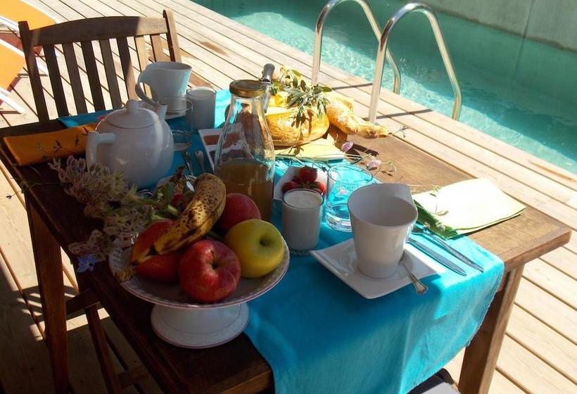 مبيت وإفطار Maison D Hotes "le Petit Rouvière"