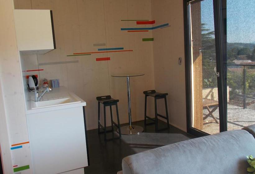 مبيت وإفطار Maison D Hotes "le Petit Rouvière"