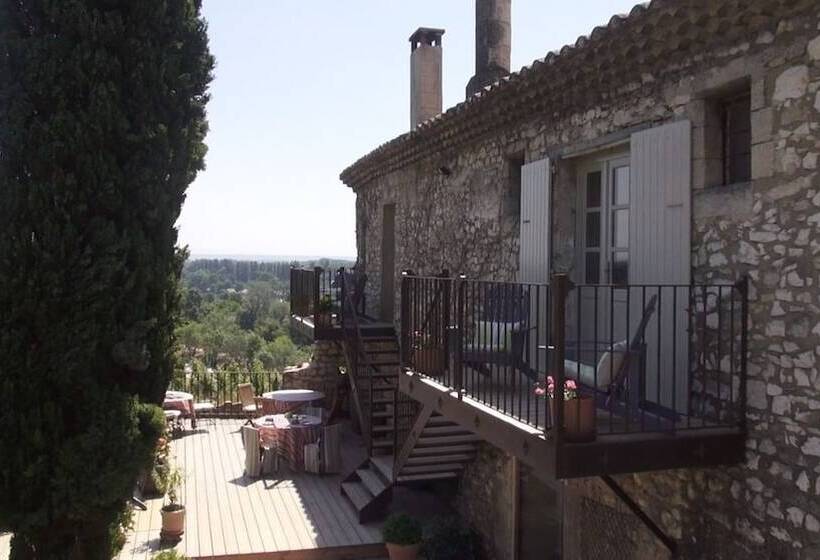 تختخواب و صبحانه Maison Orsini