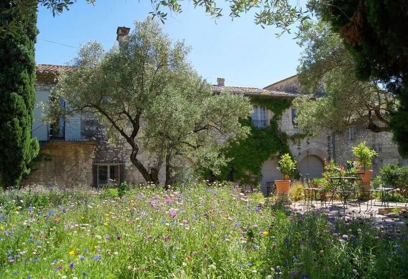 تختخواب و صبحانه Maison Orsini