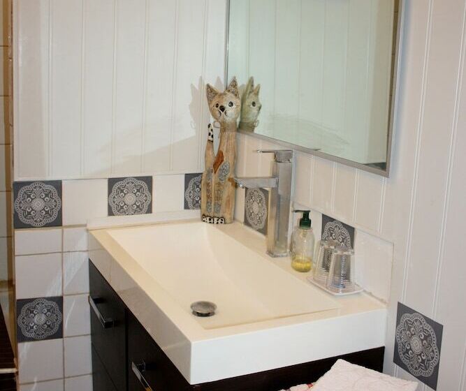 مبيت وإفطار Mas De Bellegou