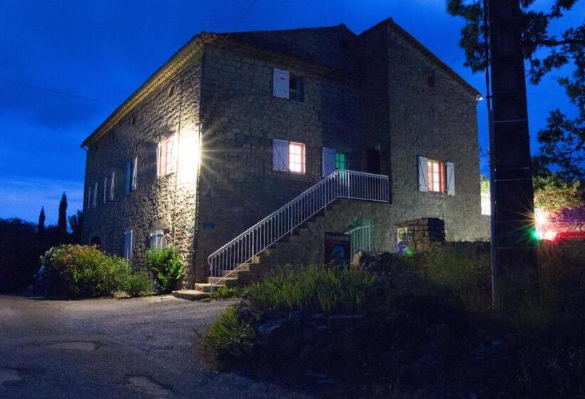 צימר Mas De La Garrigue