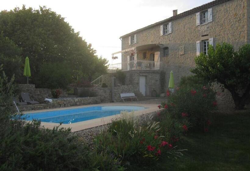 مبيت وإفطار Mas De La Garrigue