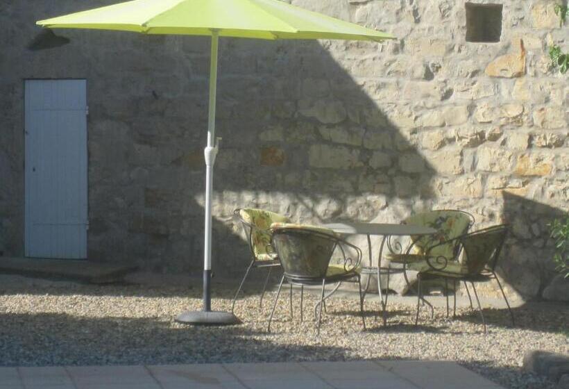 צימר Mas De La Garrigue