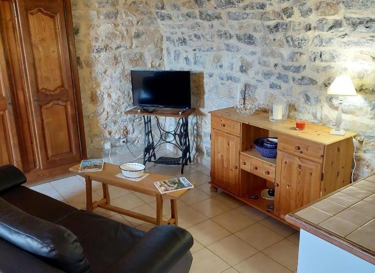 צימר Mas De La Garrigue