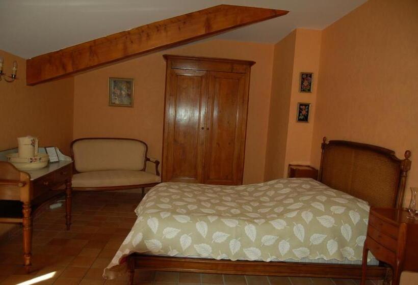 צימר Mas De La Garrigue