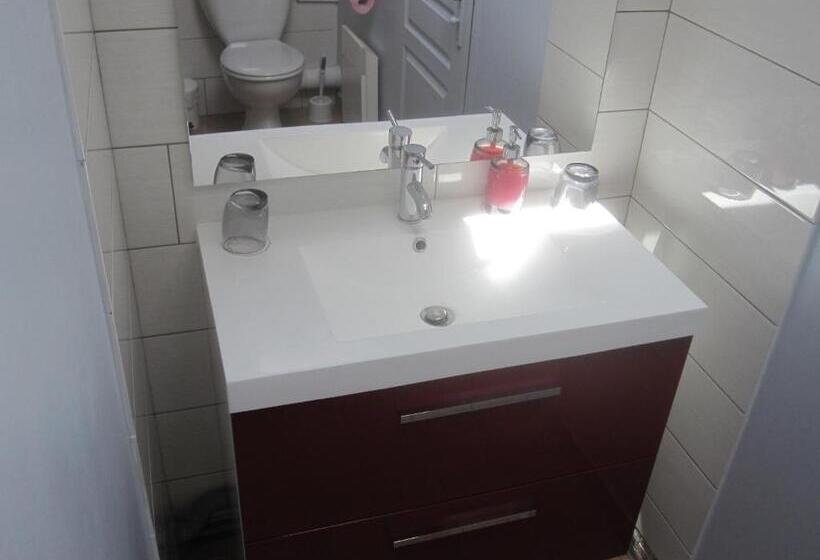 צימר Mas De La Garrigue