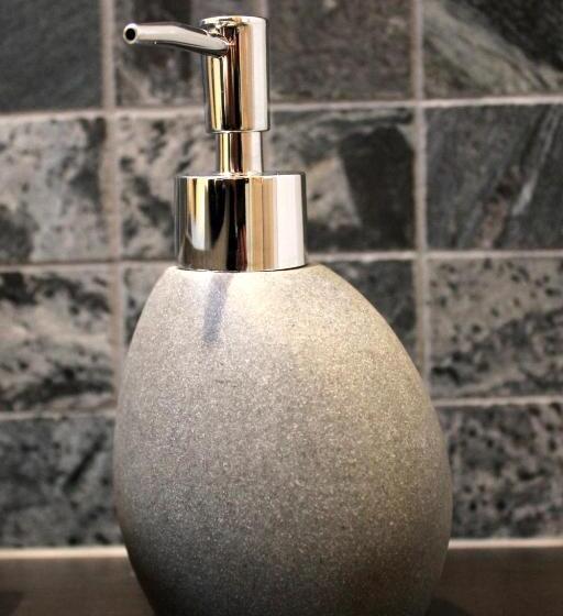 Bed and Breakfast New West Room