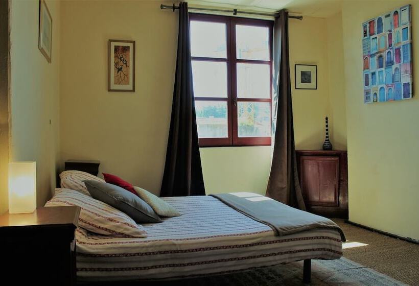 ベッドアンドブレックファースト Une Coquille Sous L Oreiller