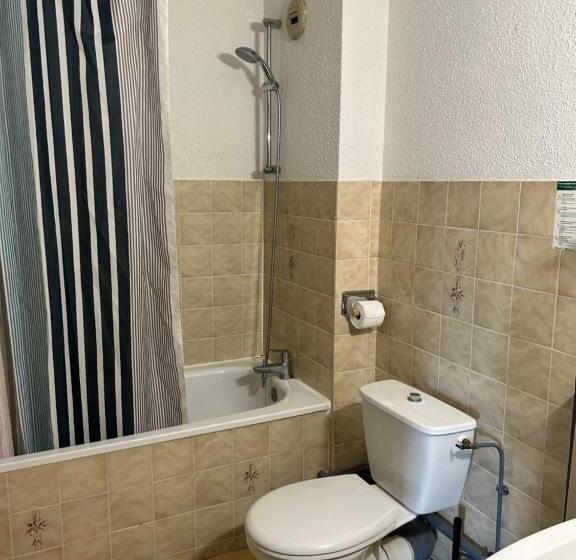 ホテル Aux Globe Trotters