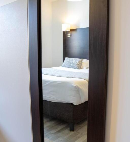 ホテル De La Cathedrale