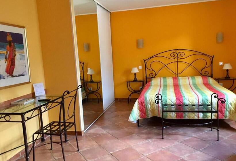 ホテル Du Vignoble