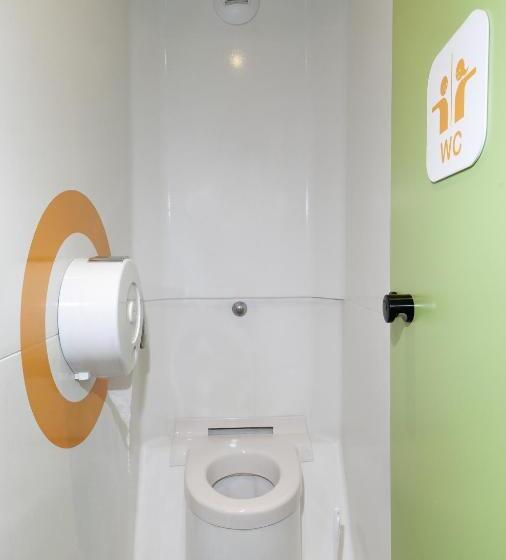 בית מלון כפרי Ibis Budget Le Cannet Des Maures