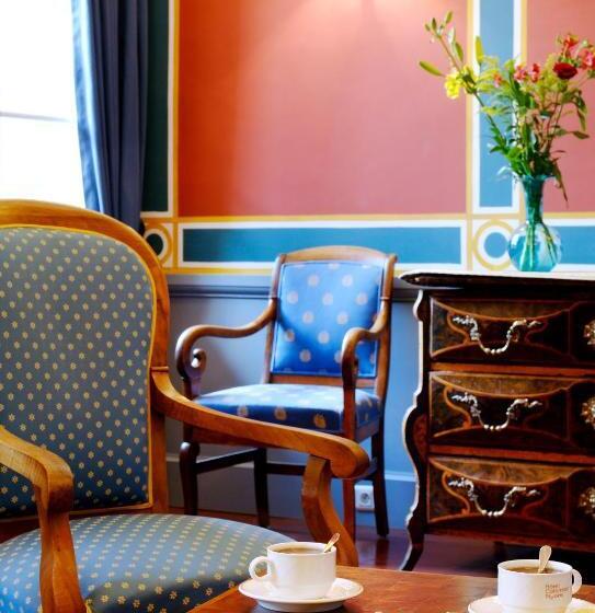 Отель Hôtel Colombet