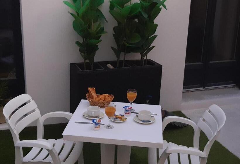 酒店 Hôtel Emilie