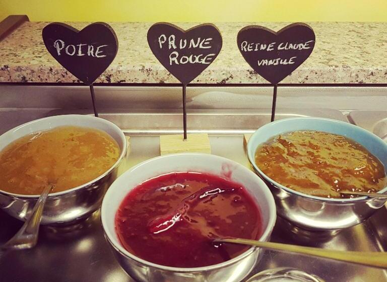 ホテル Hôtel Ilargi