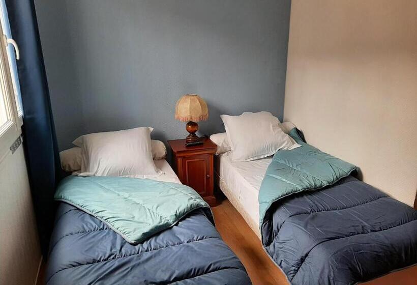 Отель Hôtel Le Passage De Vallon