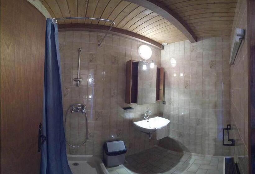 בית מלון כפרי Hôtel Les Gardettes